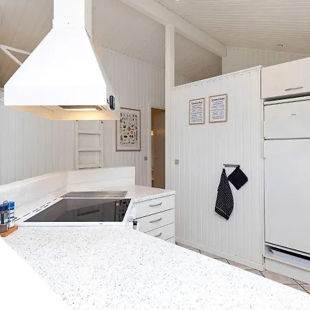 10 Person In Holiday home