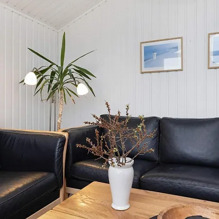 Holiday home 10 Person In *